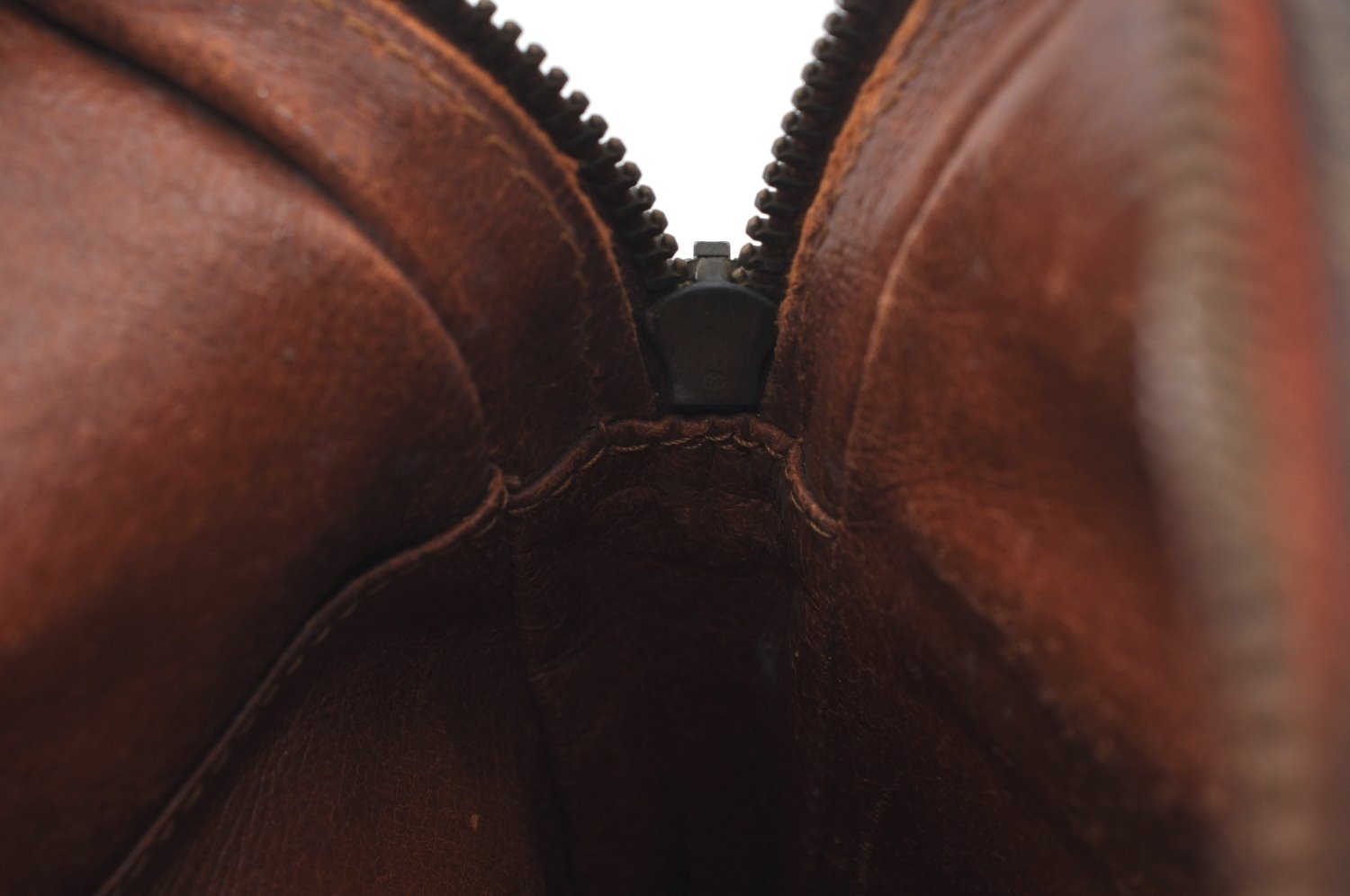 Authentic Louis Vuitton Monogram Mini Amazone Shoulder Cross Bag Old Model K8236