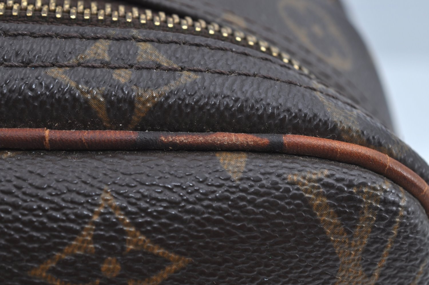 Authentic Louis Vuitton Monogram Reporter PM Shoulder Bag M45254 LV Junk K8238