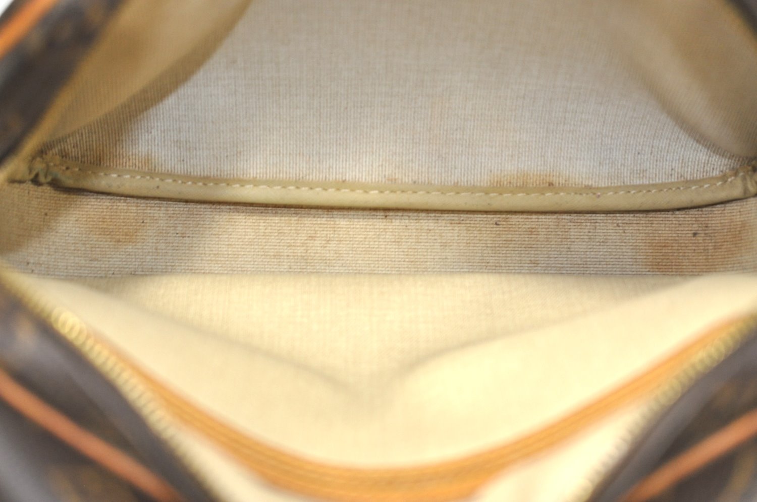 Authentic Louis Vuitton Monogram Reporter PM Shoulder Bag M45254 LV Junk K8238