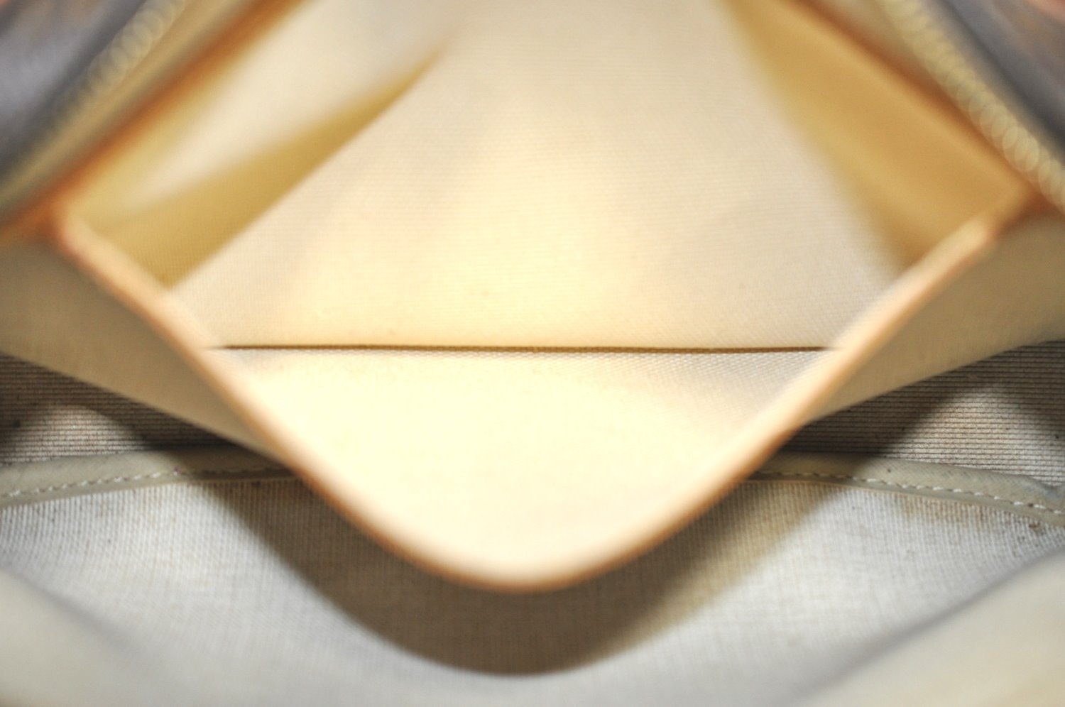 Authentic Louis Vuitton Monogram Reporter PM Shoulder Bag M45254 LV Junk K8238