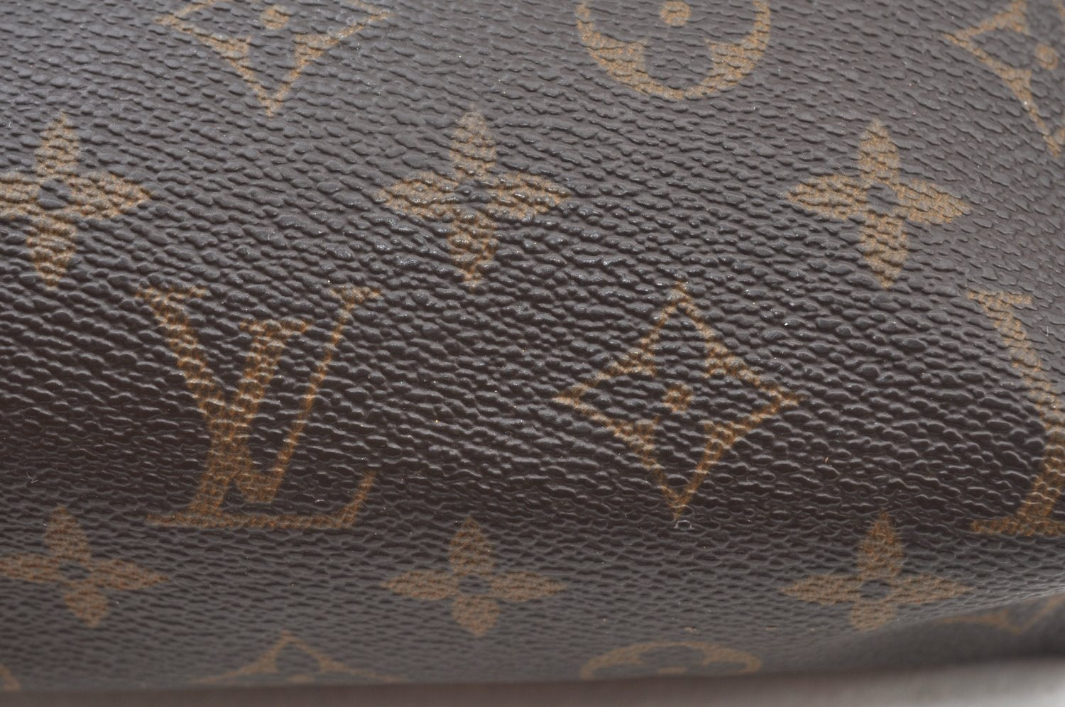 Authentic Louis Vuitton Monogram Poche Toilette 19 M47544 Cosmetics Pouch K8241