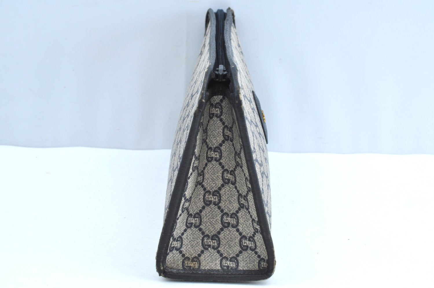 Authentic GUCCI GG Plus Vintage Clutch Hand Bag Purse PVC Leather Navy K8246