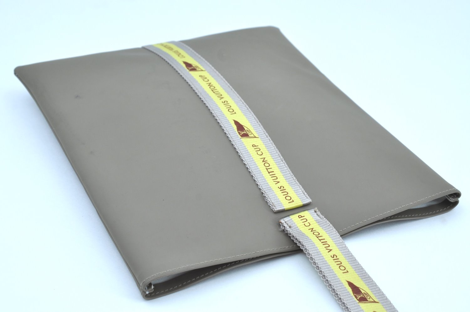 Authentic Louis Vuitton LV Cup 2003 Limited Hand Bag Gray Yellow D60184 LV K8296