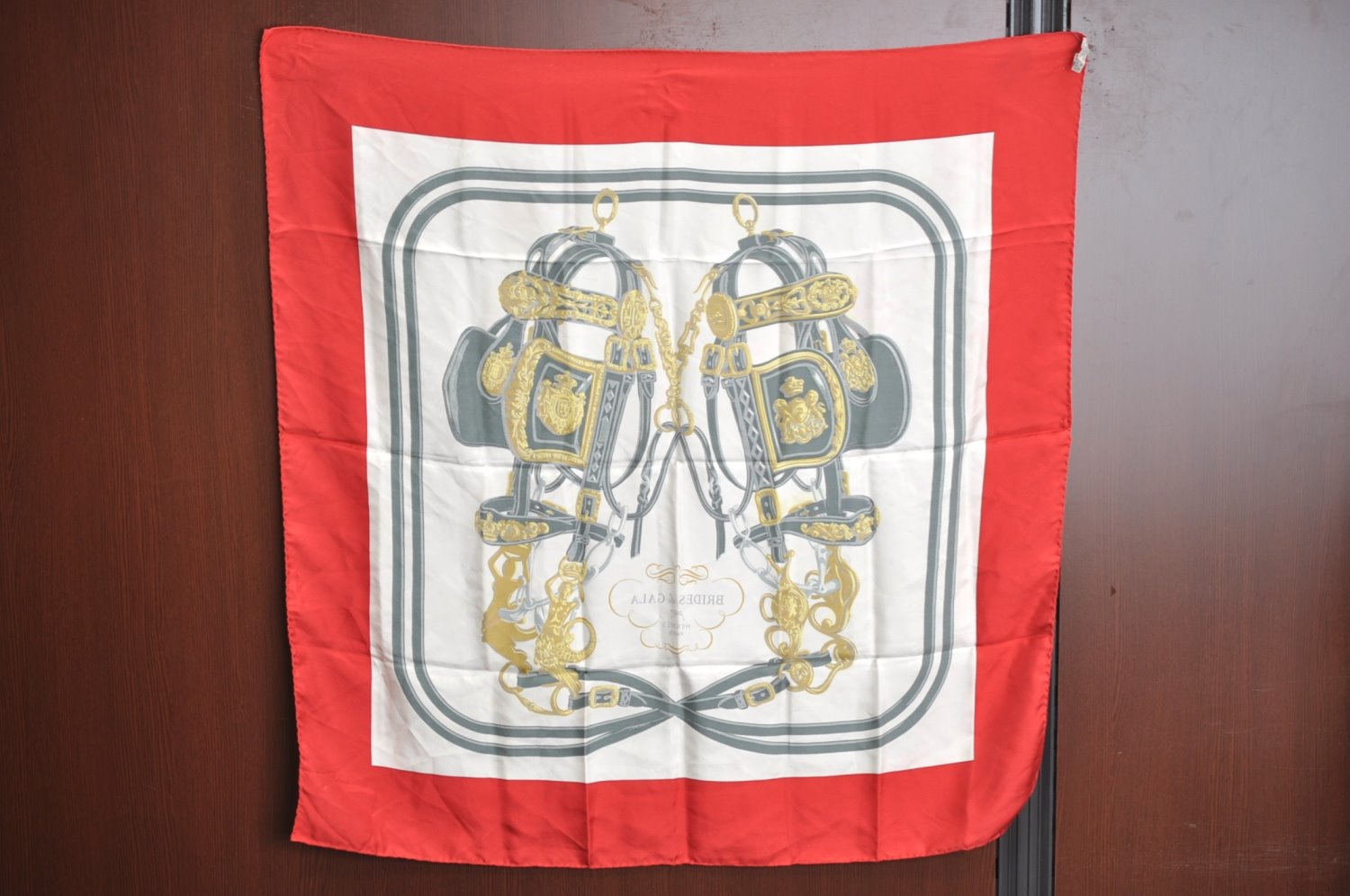 Authentic HERMES Carre 90 Scarf 