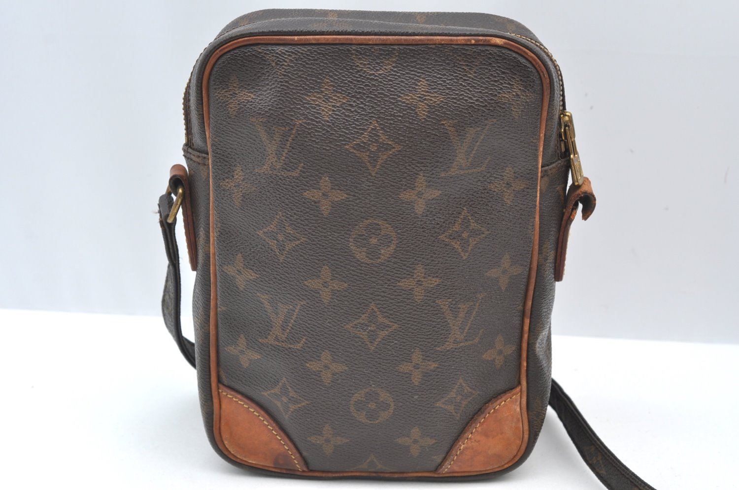 Authentic Louis Vuitton Monogram Amazone Shoulder Body Bag M45236 LV Junk K8300
