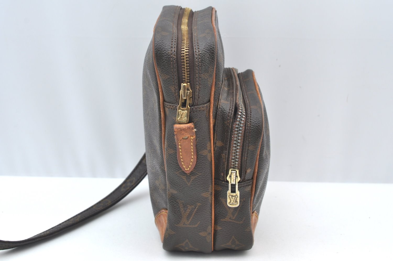 Authentic Louis Vuitton Monogram Amazone Shoulder Body Bag M45236 LV Junk K8300