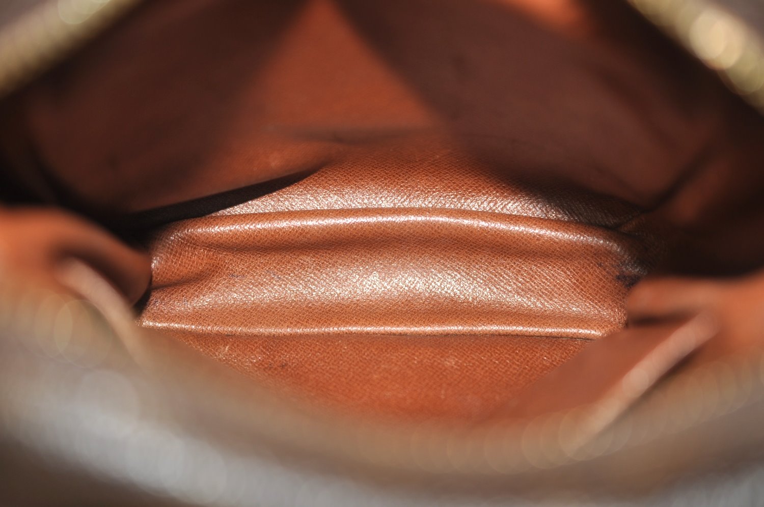 Authentic Louis Vuitton Monogram Amazone Shoulder Body Bag M45236 LV Junk K8300