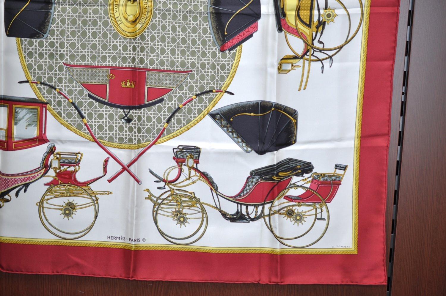 Authentic HERMES Carre 90 Scarf 