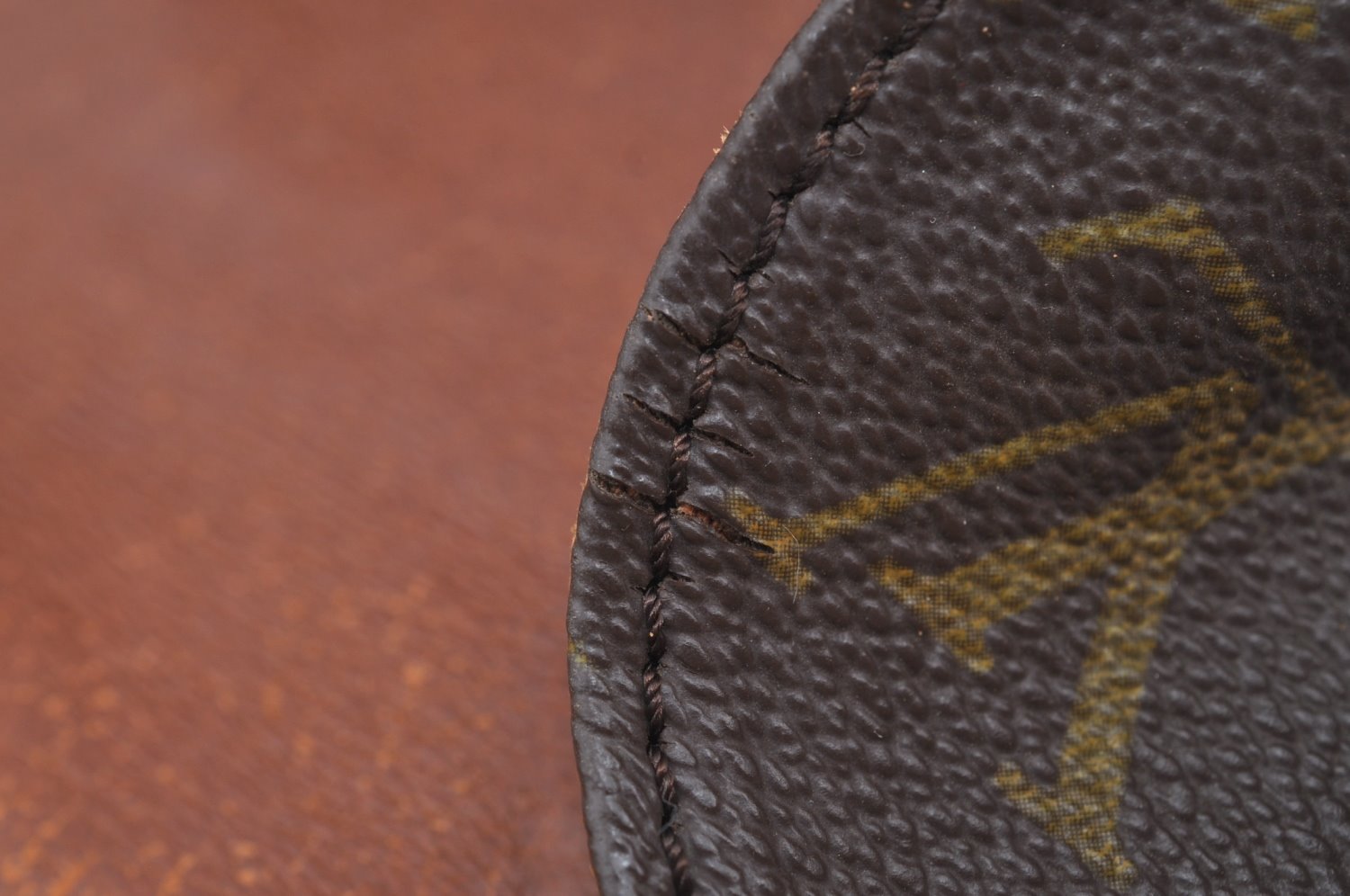 Authentic Louis Vuitton Monogram Cartouchiere GM Shoulder Bag Old Model K8328