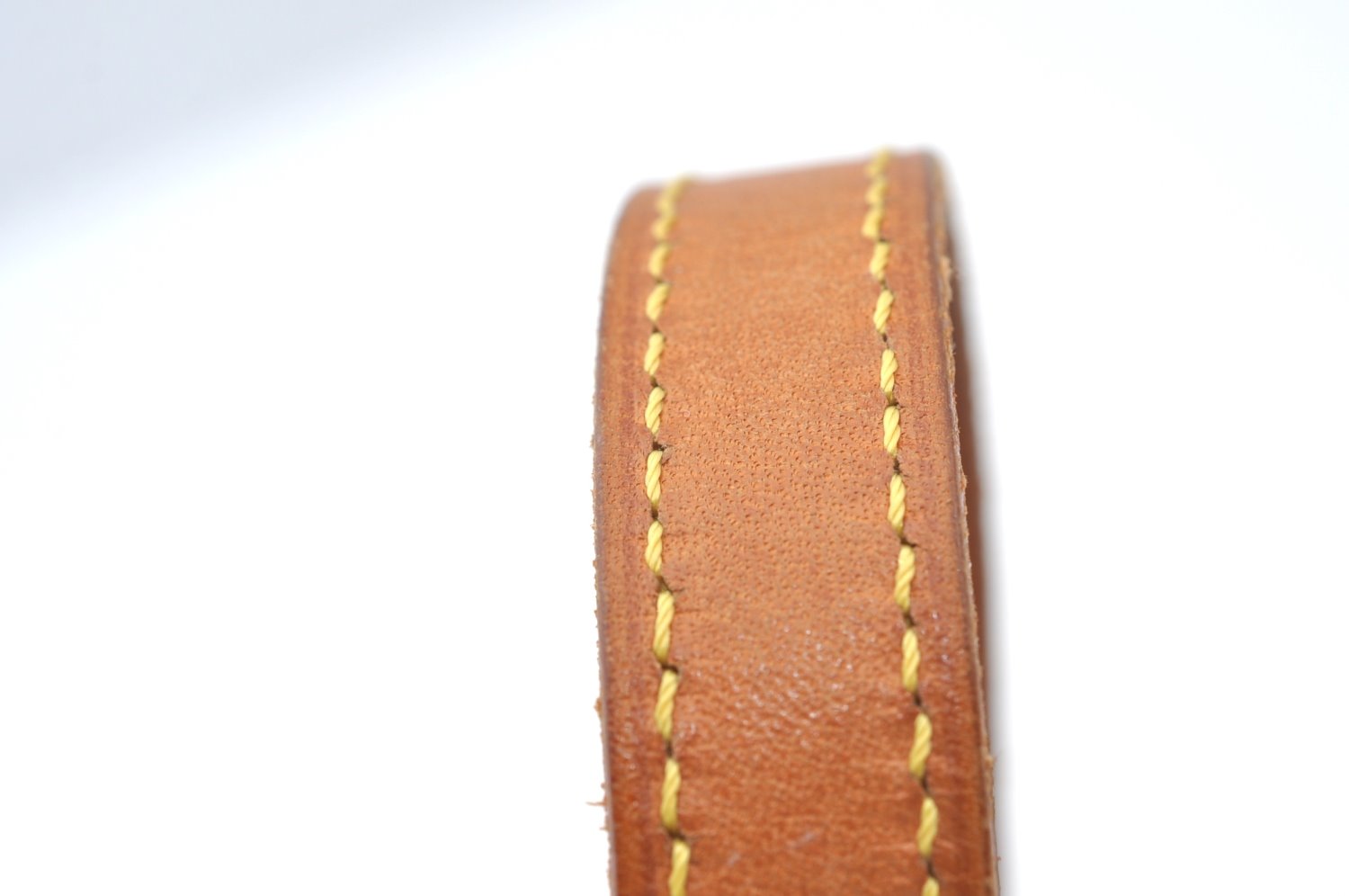 Authentic Louis Vuitton Leather Shoulder Strap For Bucket PM 27.6