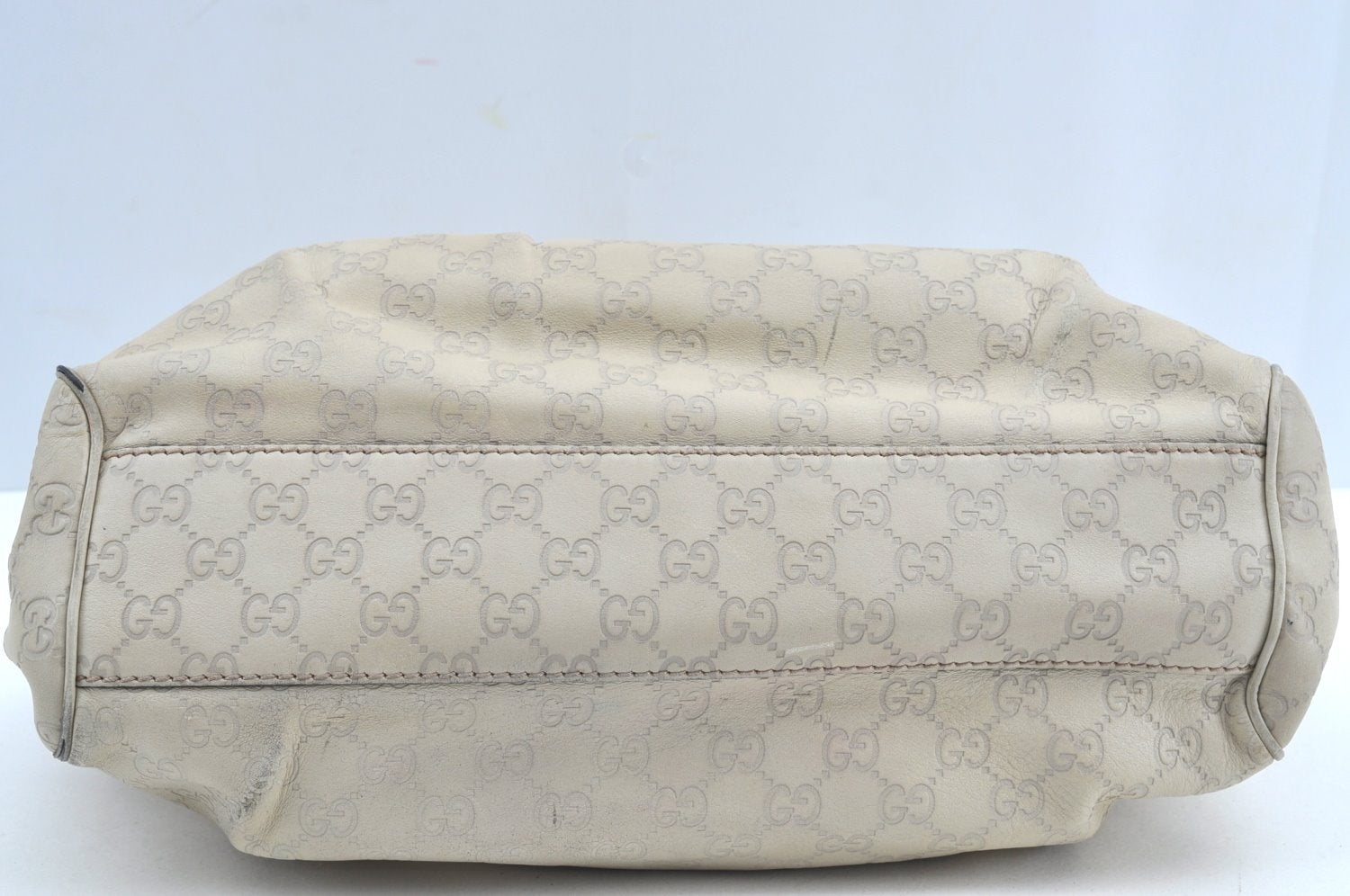 Authentic GUCCI Guccissima Sukey Shoulder Tote Bag GG Leather 211944 White K8361