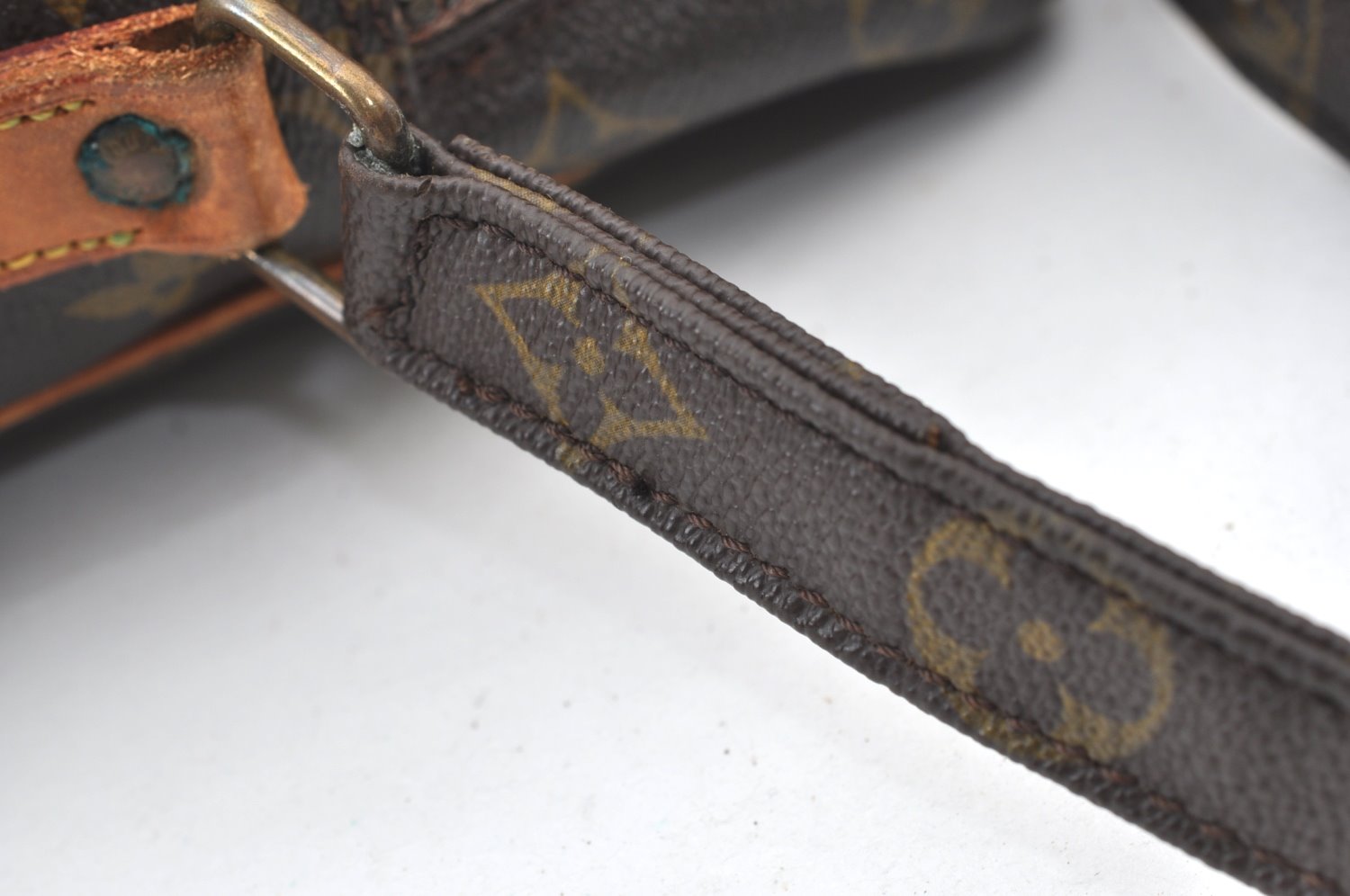 Authentic Louis Vuitton Monogram Danube MM Shoulder Cross Bag M45264 LV K8362