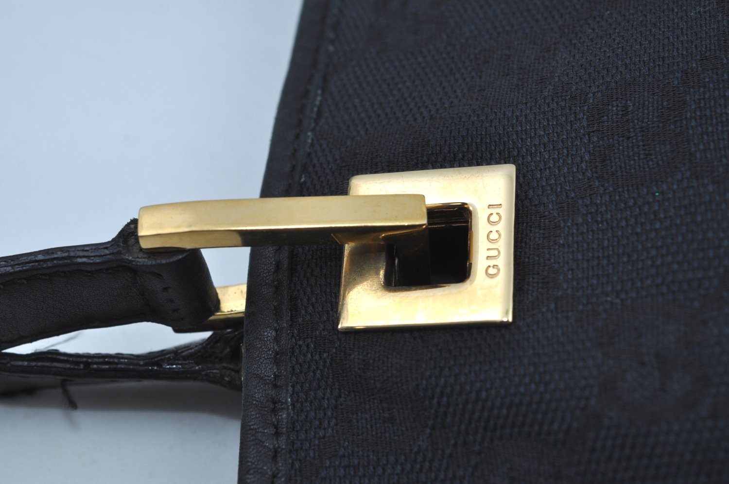 Authentic GUCCI Vintage Shoulder Tote Bag GG Canvas Leather Black K8366