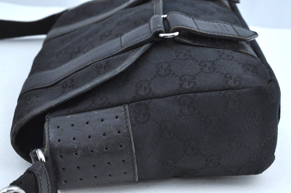 Authentic GUCCI Shoulder Cross Body Bag GG Canvas Leather Black K8377