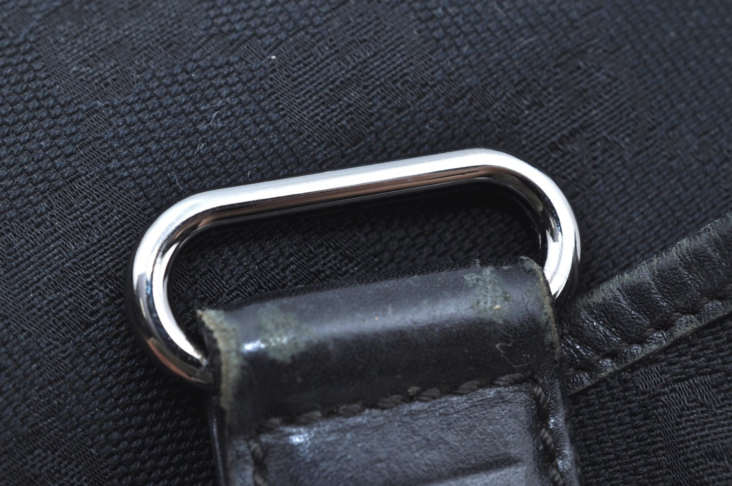 Authentic GUCCI Shoulder Cross Body Bag GG Canvas Leather Black K8377