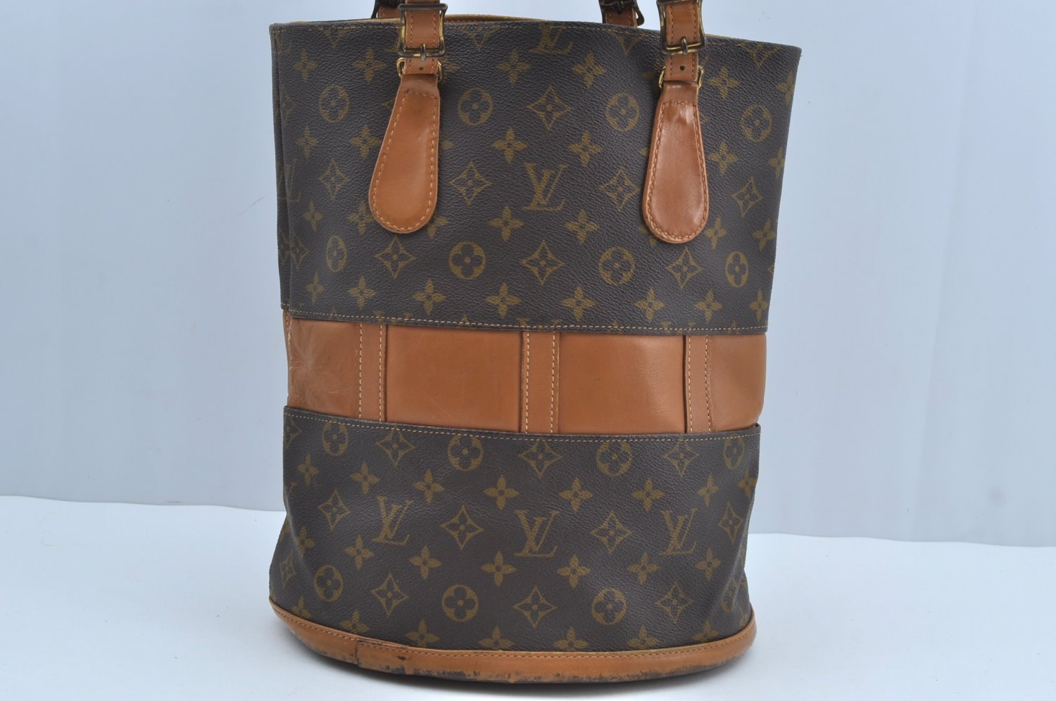 Authentic Louis Vuitton Monogram Bucket GM Shoulder Bag T42236 USA Model K8379