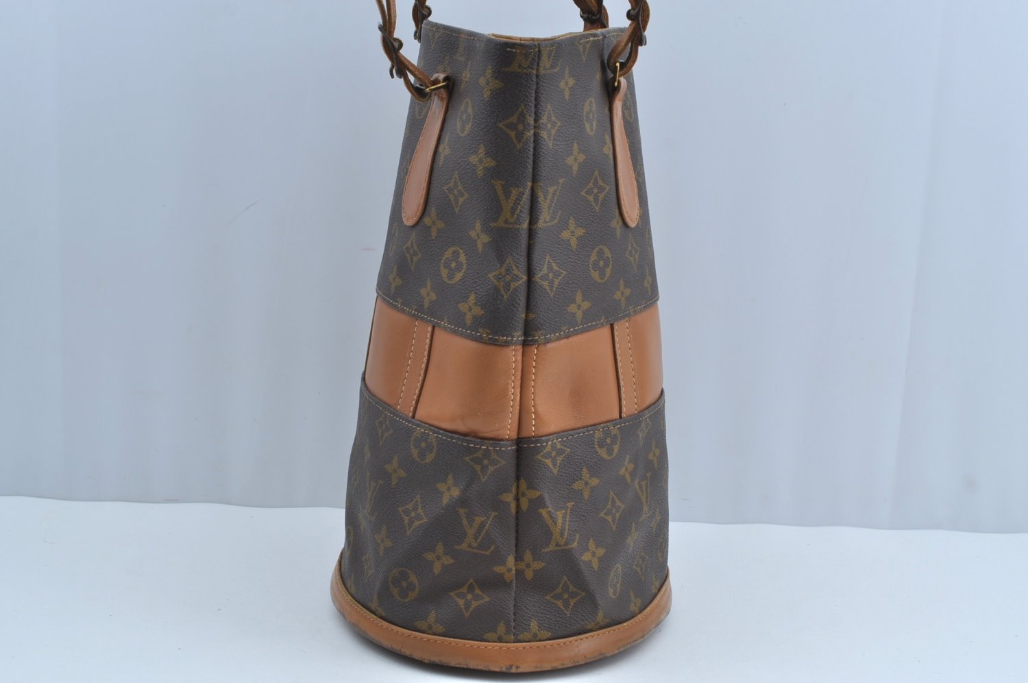 Authentic Louis Vuitton Monogram Bucket GM Shoulder Bag T42236 USA Model K8379
