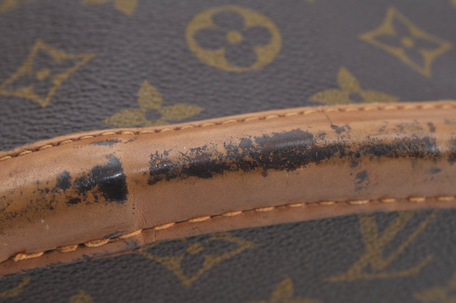 Authentic Louis Vuitton Monogram Bucket GM Shoulder Bag T42236 USA Model K8379