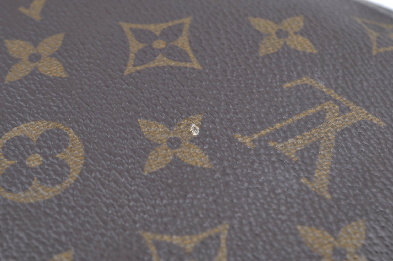 Auth Louis Vuitton Monogram Poche Toilette 26 Cosmetics Pouch Old Model LV K8382