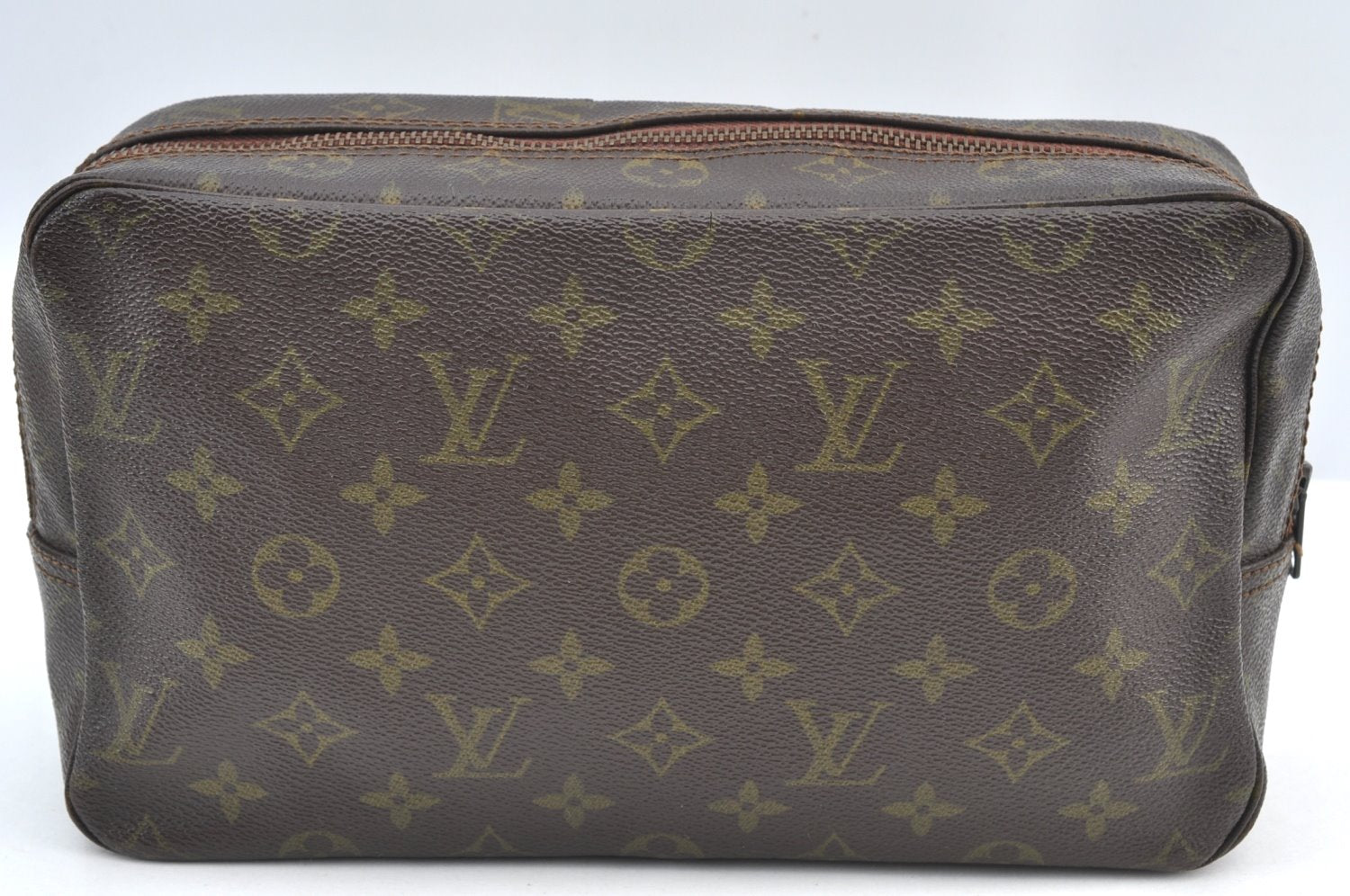 Auth Louis Vuitton Monogram Trousse Toilette 28 Clutch Hand Bag Old Model K8383