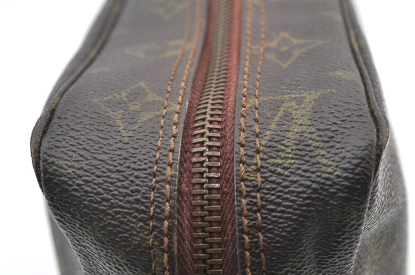 Auth Louis Vuitton Monogram Trousse Toilette 28 Clutch Hand Bag Old Model K8383