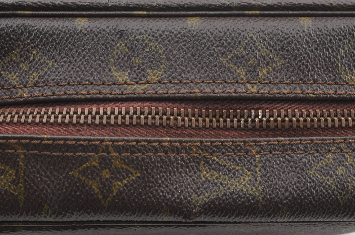 Auth Louis Vuitton Monogram Trousse Toilette 28 Clutch Hand Bag Old Model K8383