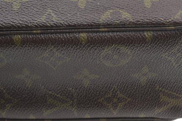 Auth Louis Vuitton Monogram Trousse Toilette 28 Clutch Hand Bag Old Model K8383