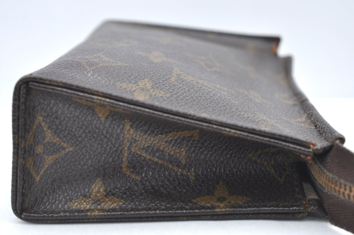 Authentic Louis Vuitton Monogram Poche Toilette 15 M47546 Cosmetics Pouch K8385