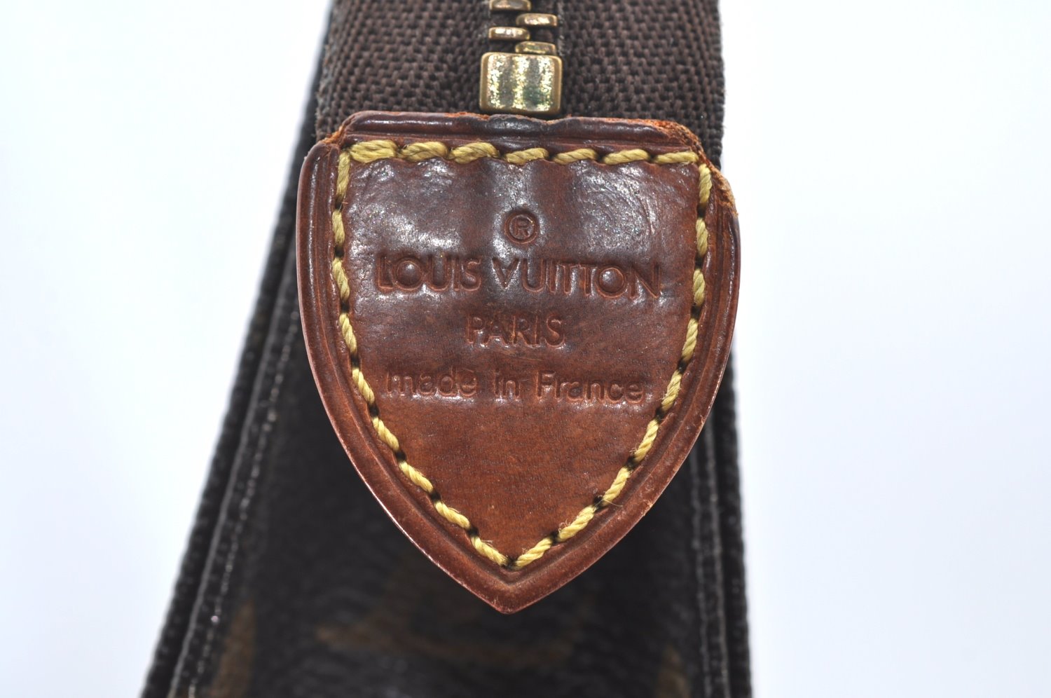 Authentic Louis Vuitton Monogram Poche Toilette 15 M47546 Cosmetics Pouch K8385