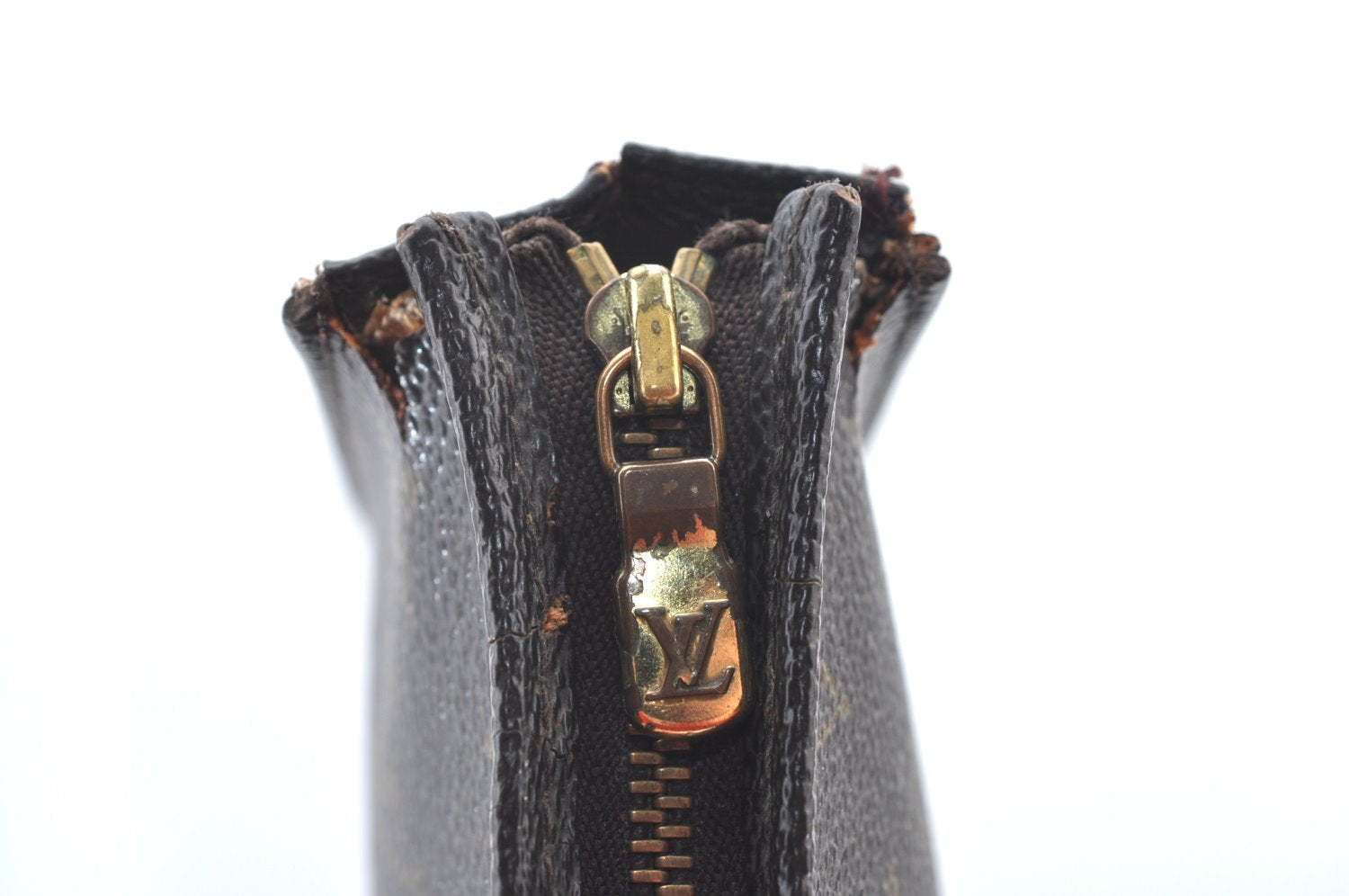 Authentic Louis Vuitton Monogram Poche Toilette 15 M47546 Cosmetics Pouch K8385