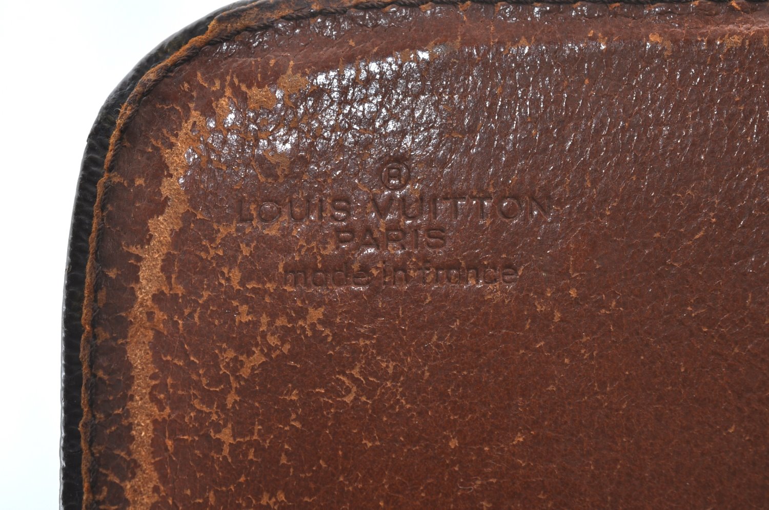 Authentic Louis Vuitton Monogram Cartouchiere MM Shoulder Bag Old Model K8386