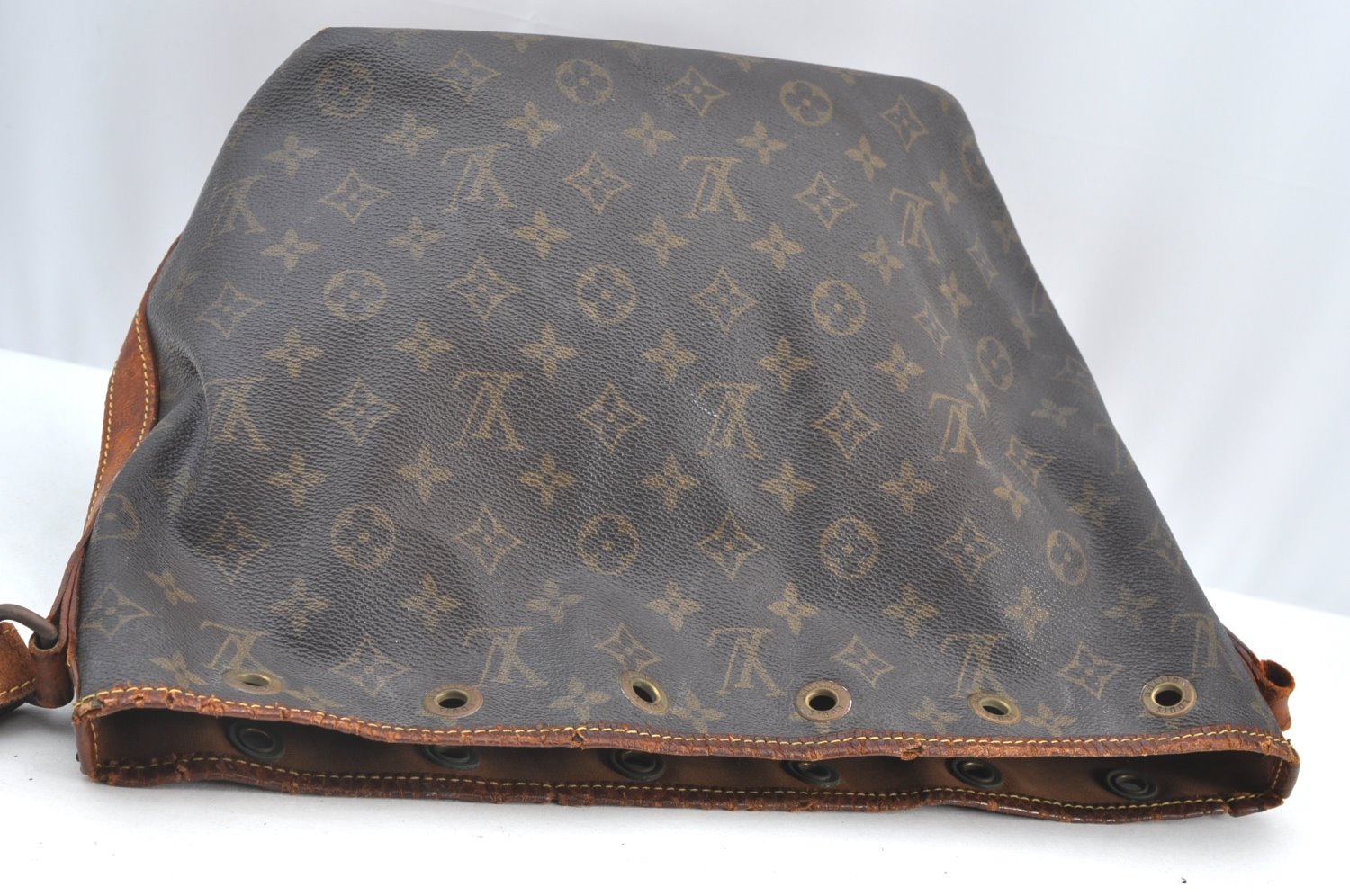 Authentic Louis Vuitton Monogram Petit Noe M42226 Drawstring Bag Junk K8387