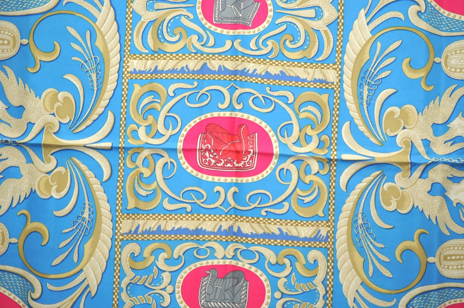 Authentic HERMES Carre 90 Scarf 