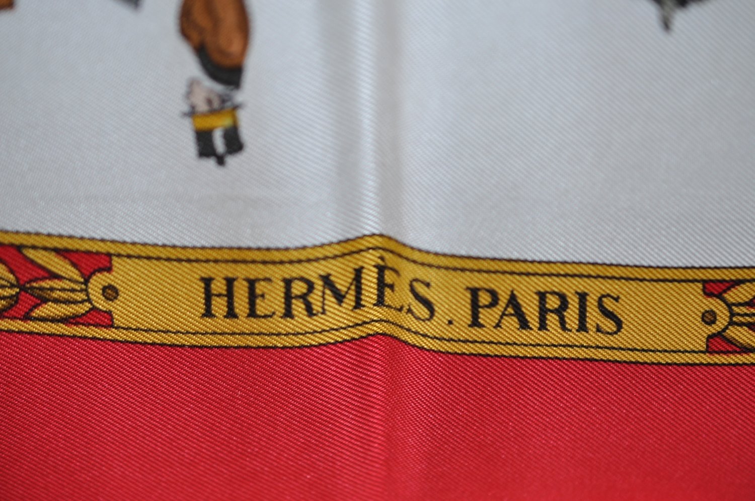 Authentic HERMES Carre 90 Scarf 