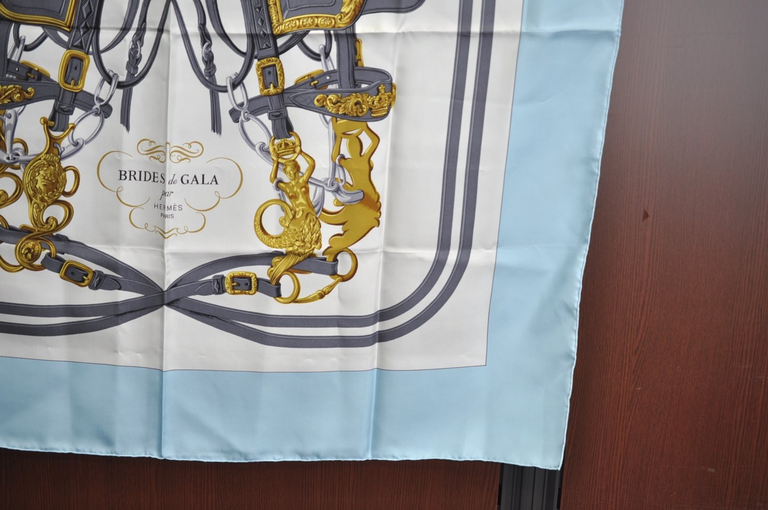 Authentic HERMES Carre 90 Scarf 