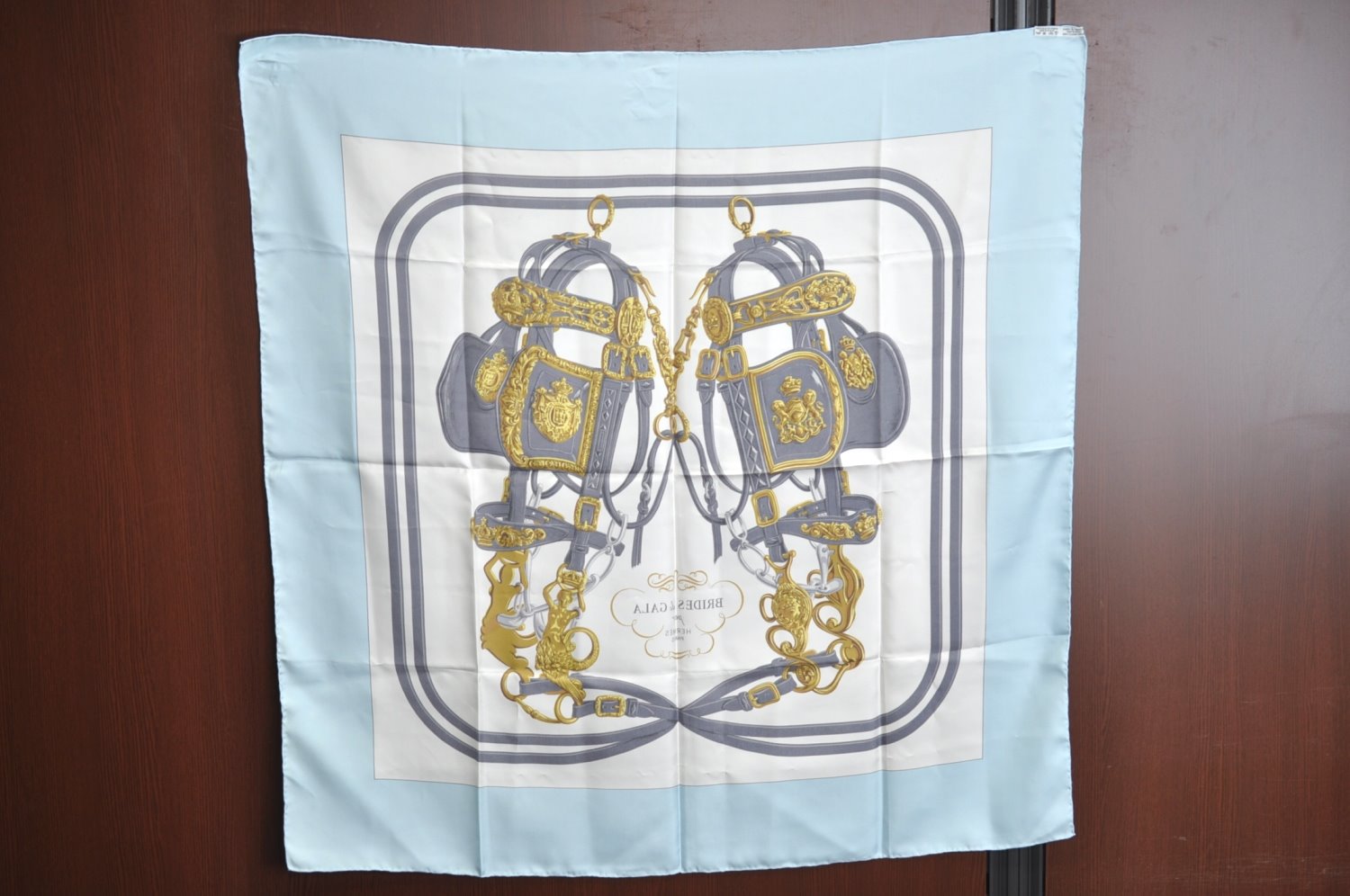 Authentic HERMES Carre 90 Scarf 