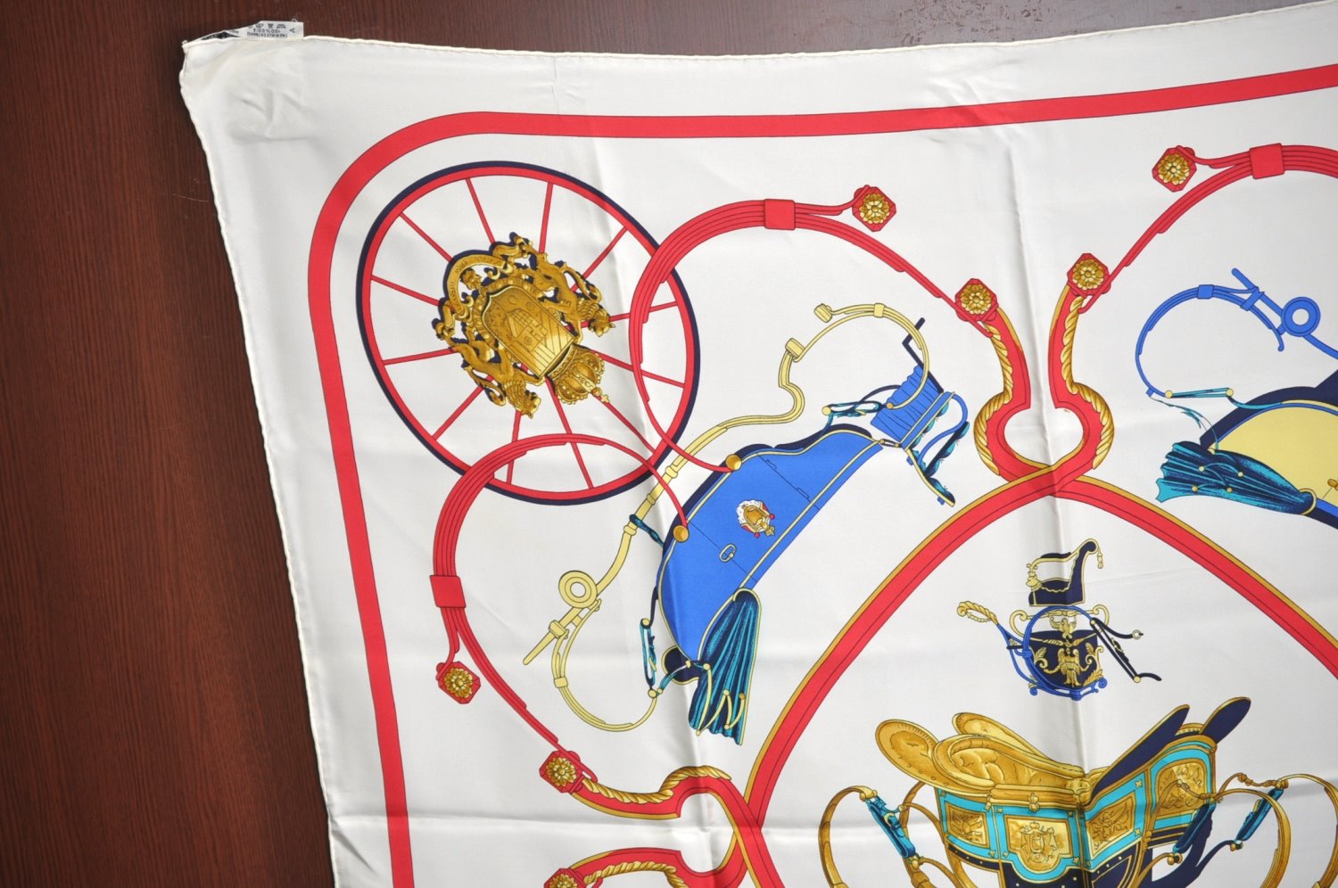 Authentic HERMES Carre 90 Scarf 