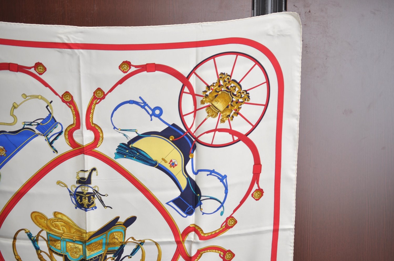 Authentic HERMES Carre 90 Scarf 