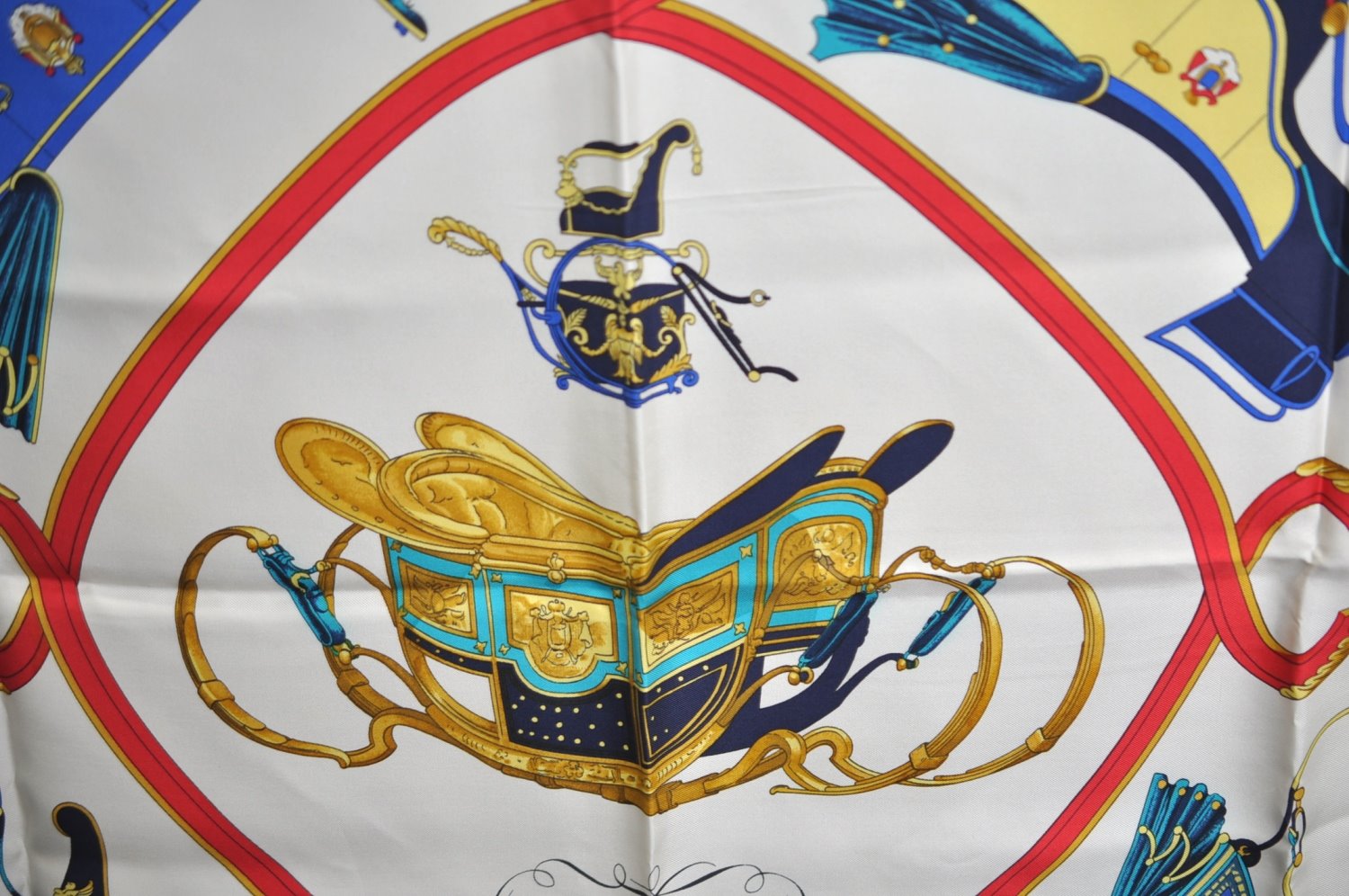 Authentic HERMES Carre 90 Scarf 