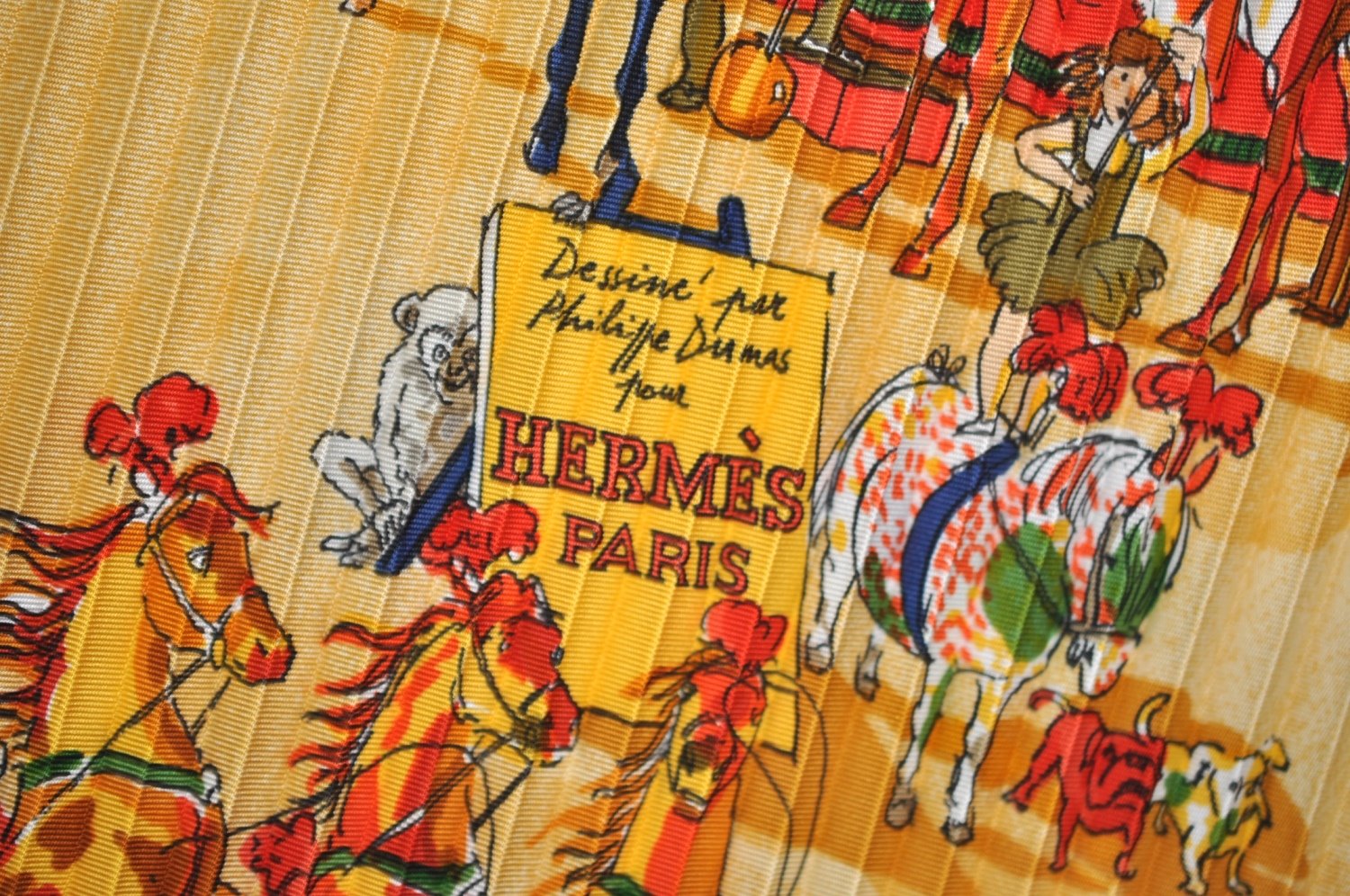 Authentic HERMES Pleats Scarf 