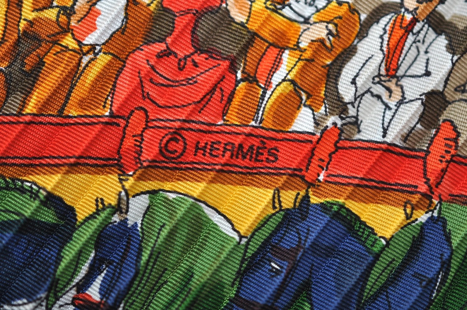 Authentic HERMES Pleats Scarf 