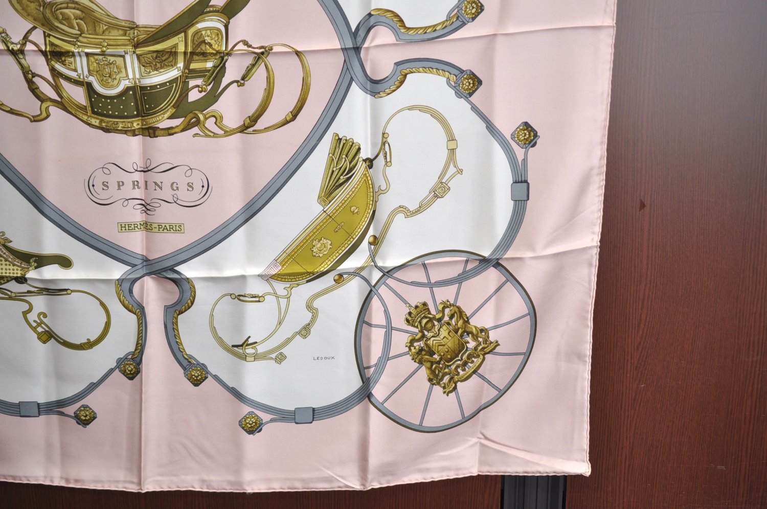 Authentic HERMES Carre 90 Scarf 