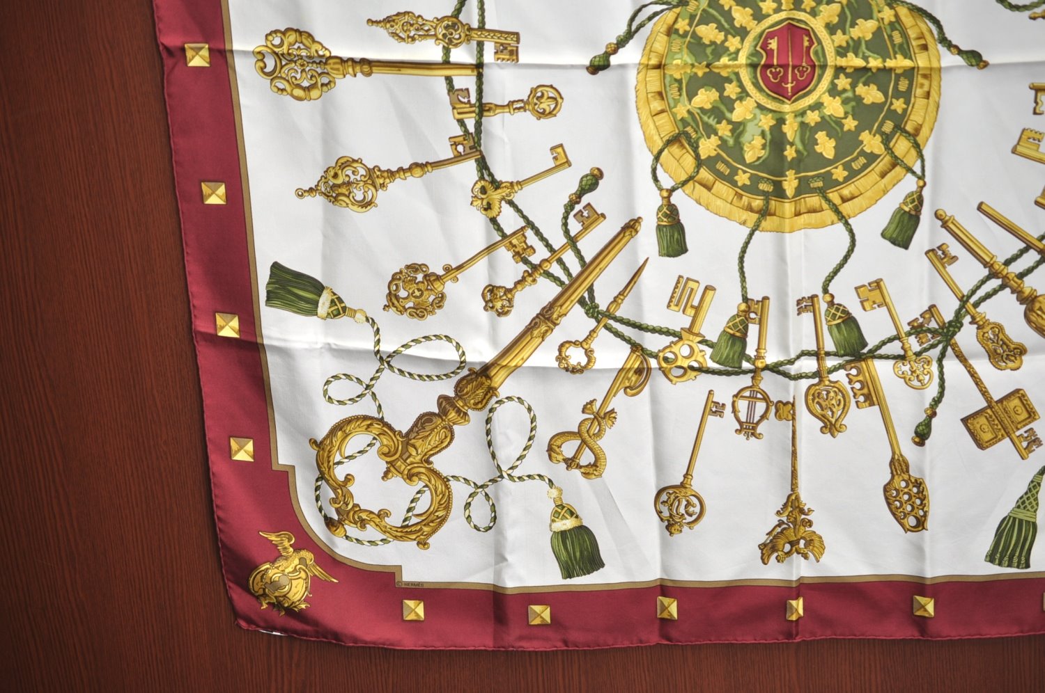 Authentic HERMES Carre 90 Scarf 