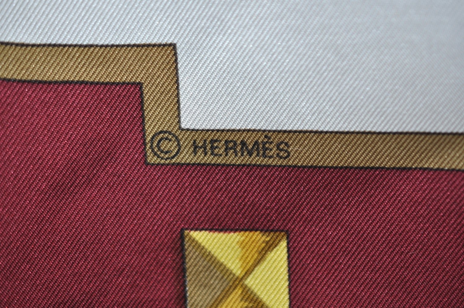 Authentic HERMES Carre 90 Scarf 