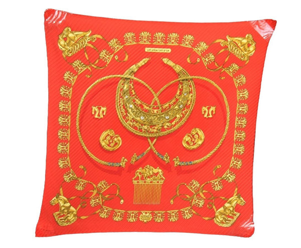 Authentic HERMES Pleats Scarf "LES CAVALIERS D'OR" Silk Red Box K8413