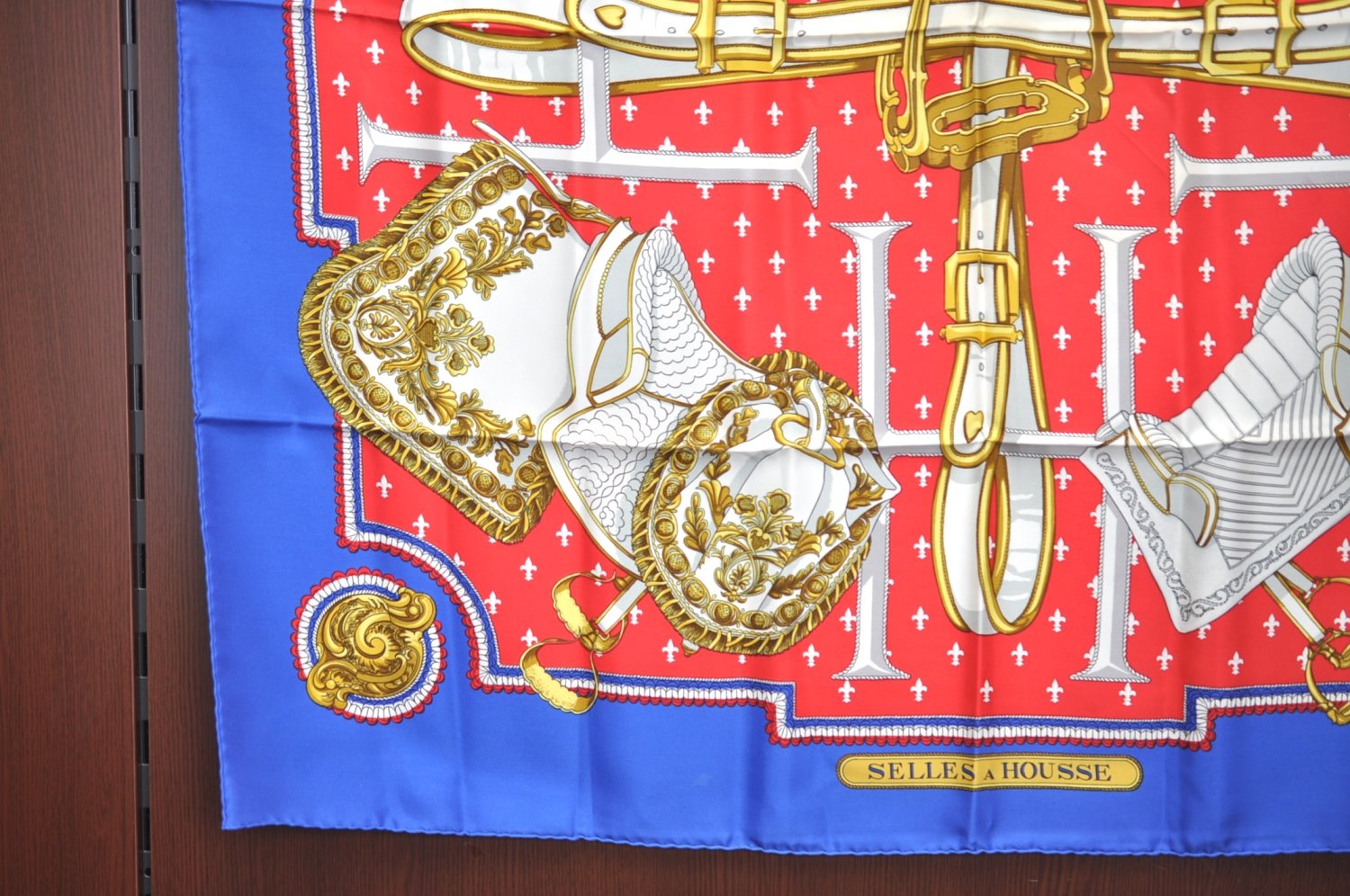 Authentic HERMES Carre 90 Scarf 