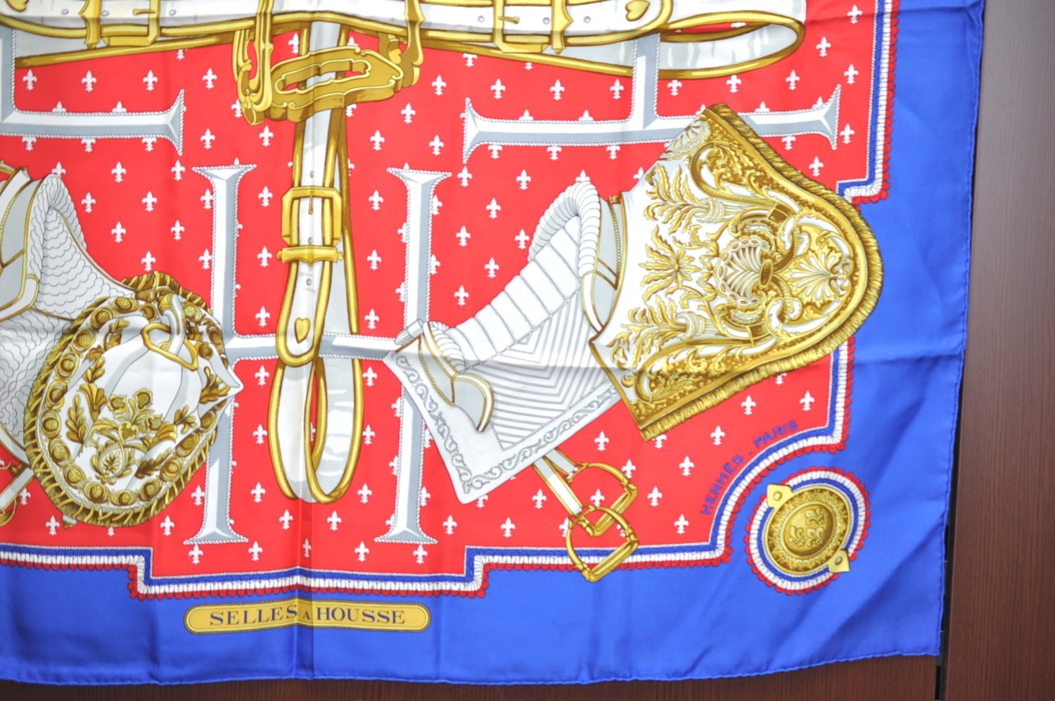 Authentic HERMES Carre 90 Scarf 