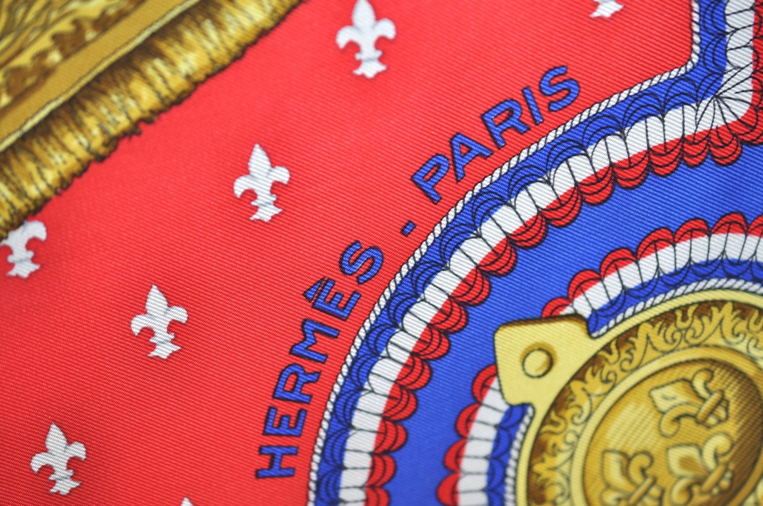 Authentic HERMES Carre 90 Scarf 