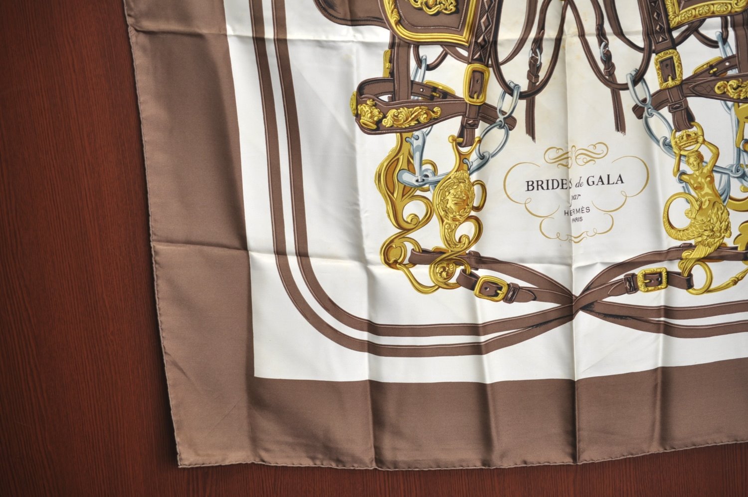 Authentic HERMES Carre 90 Scarf 