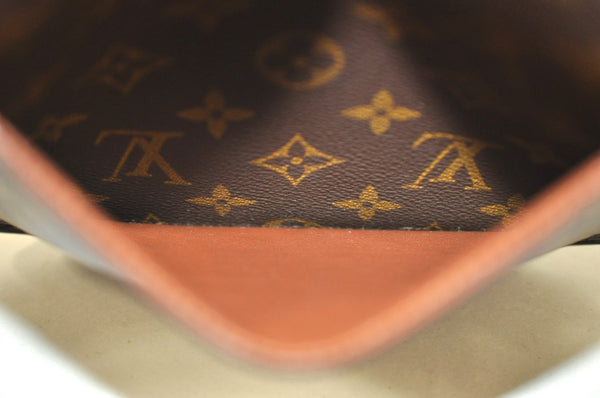 Authentic Louis Vuitton Monogram Saint Cloud MM M51243 Shoulder Cross Bag K8418